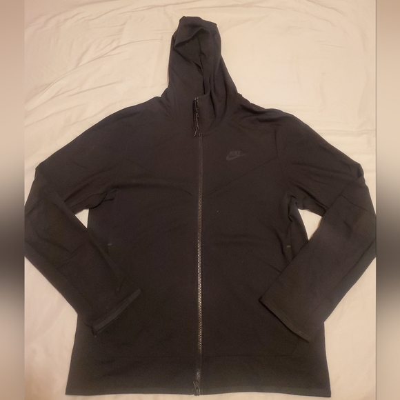 Nike Black Zip-Up Hoodie - Picture 1 of 5